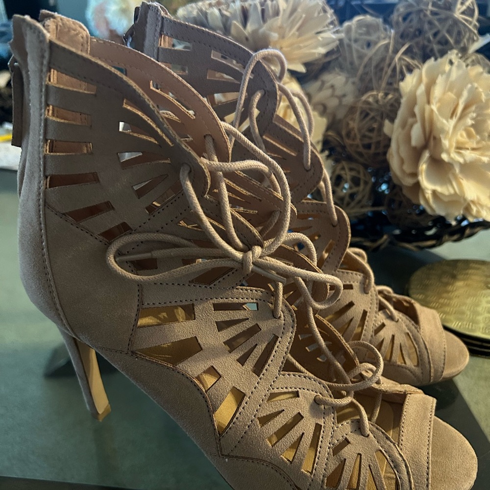 NY&Co sandals
